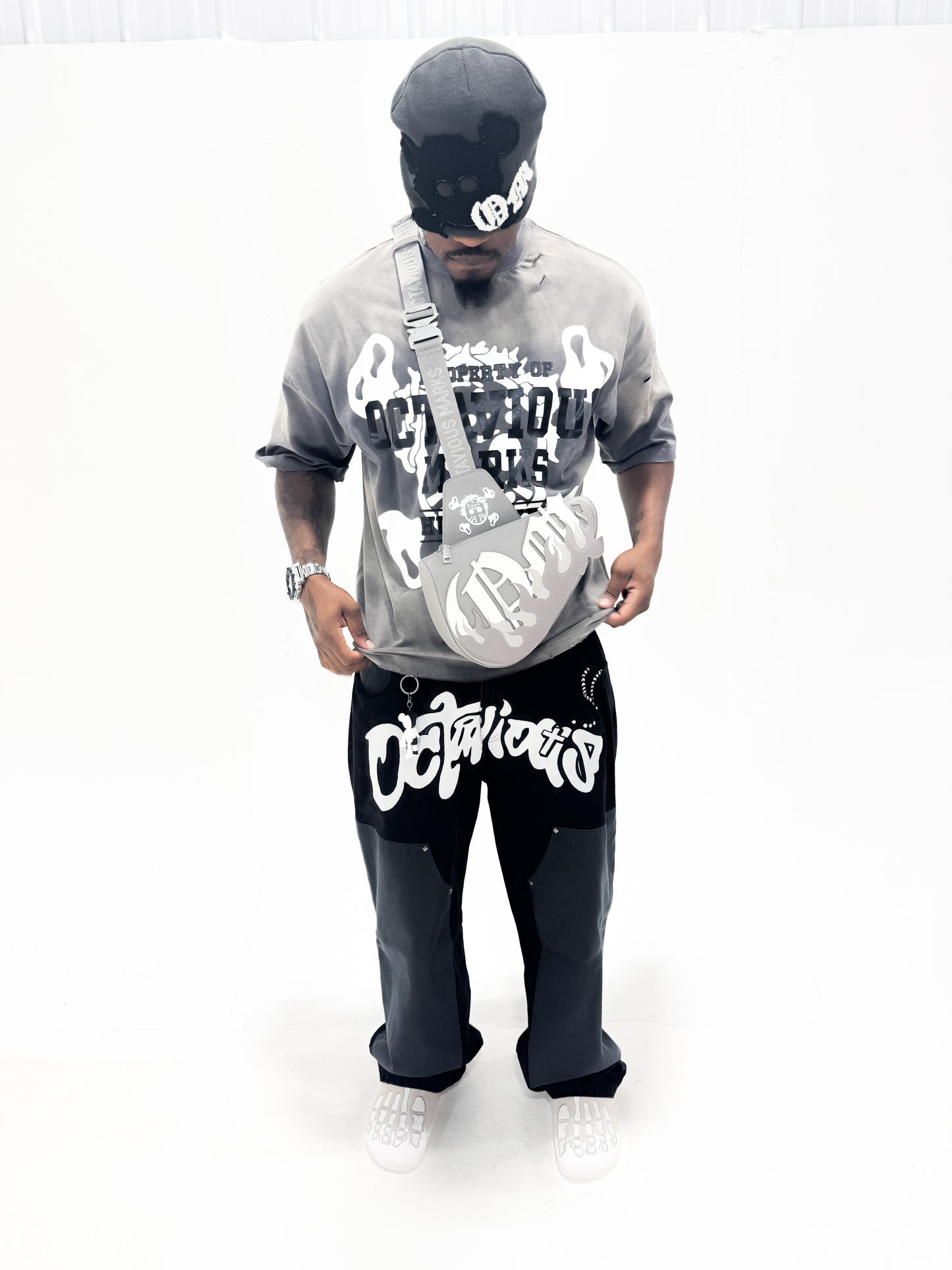 Hunt Tee (Grey,White,Black,Brown)