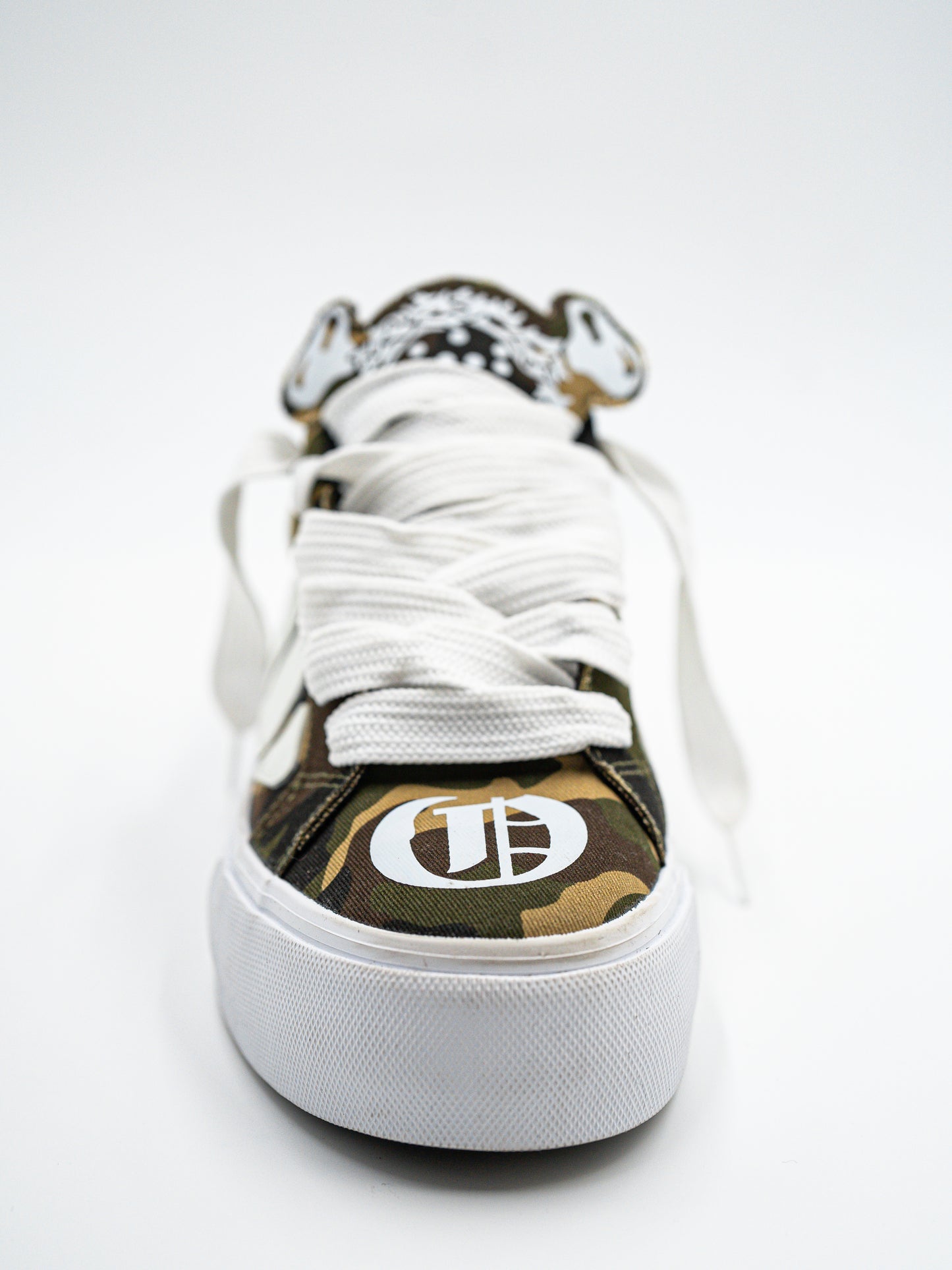 Camo Knuckles (Release Date: 10.17.26)