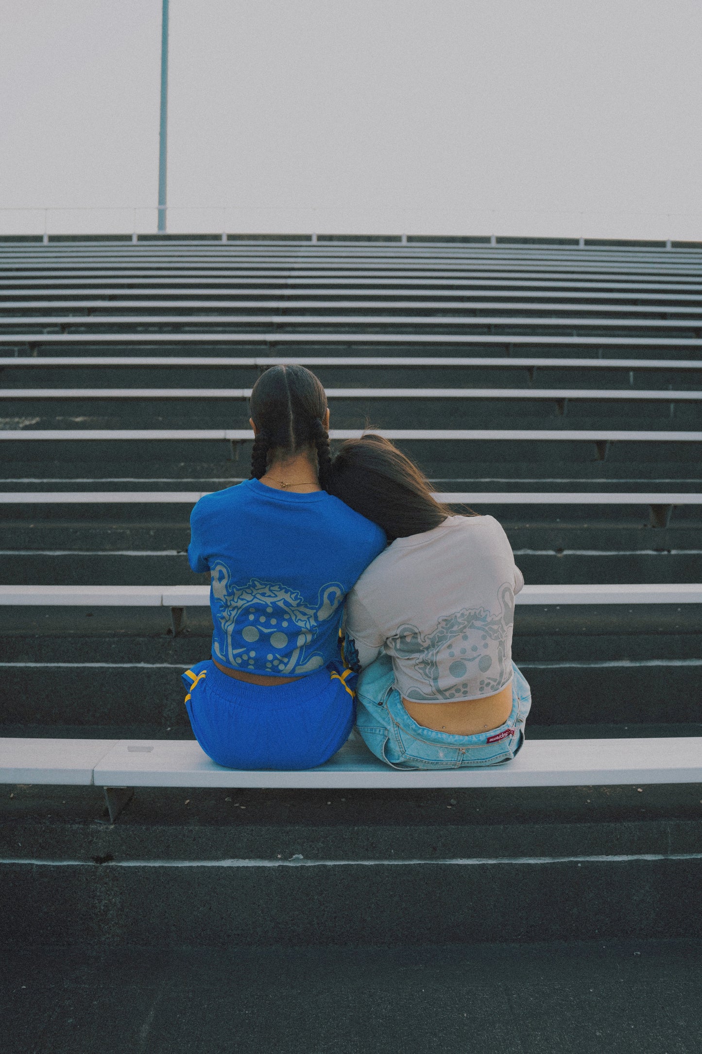 22 Cropped Woman Tees