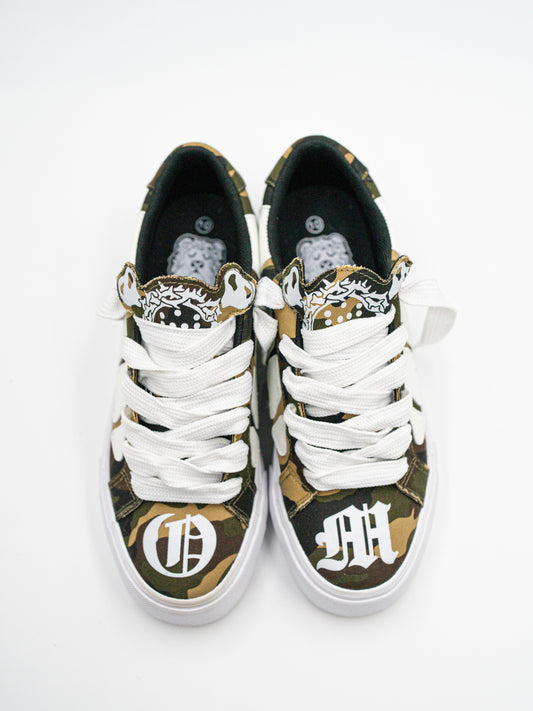 Camo Knuckles (Release Date: 10.17.26)