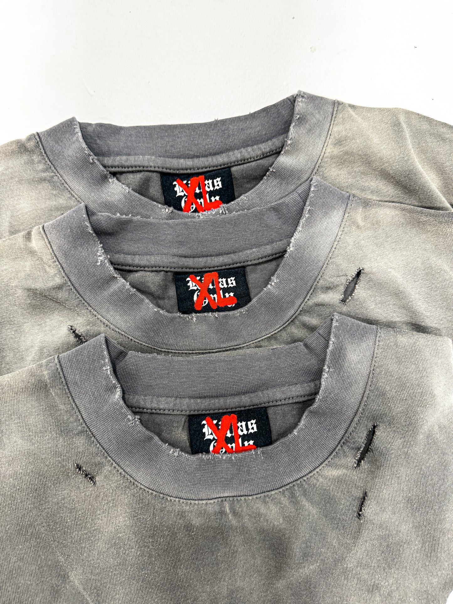 Hunt Tee (Grey,White,Black,Brown)