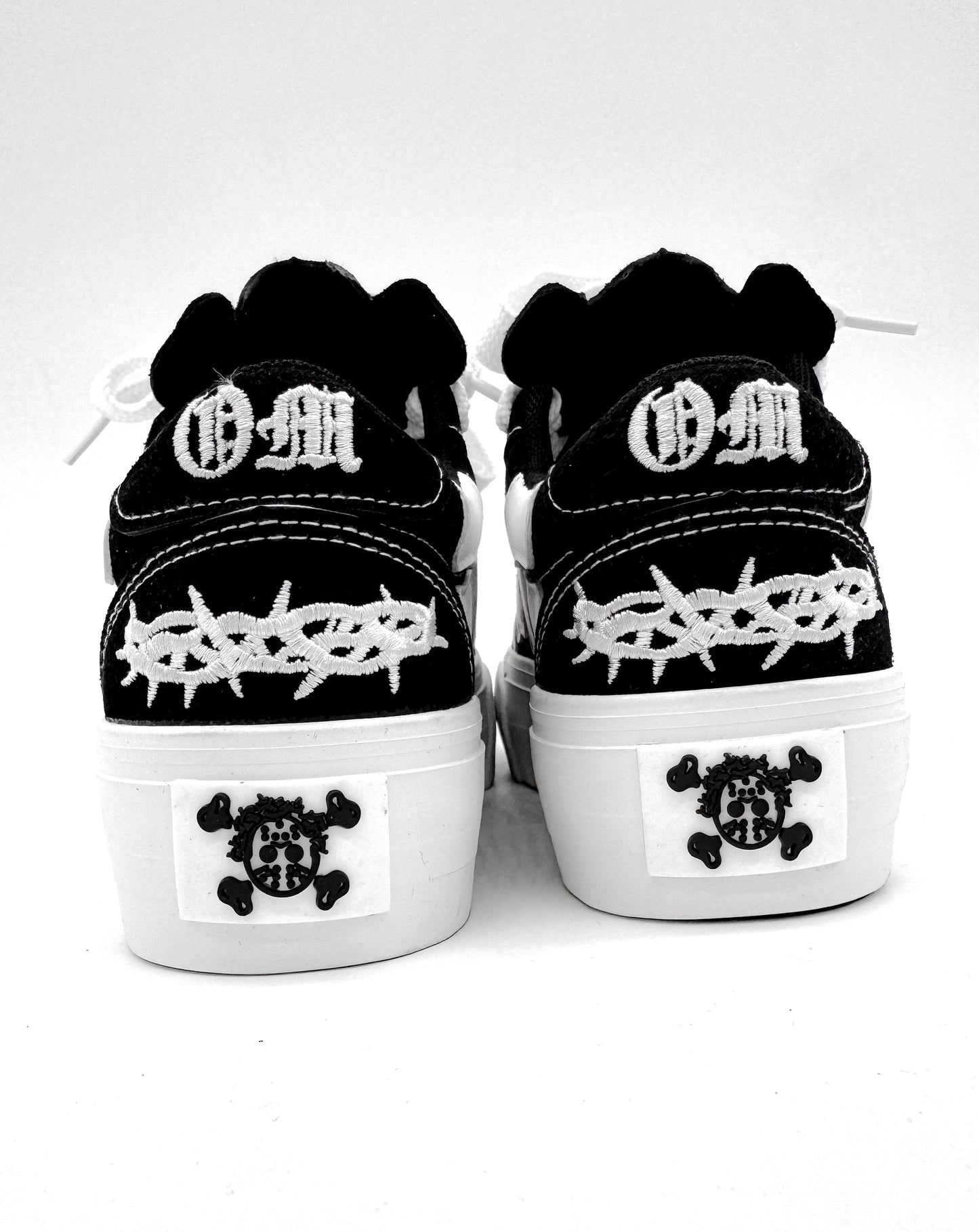 Chunky Knuckles Sk8 Black
