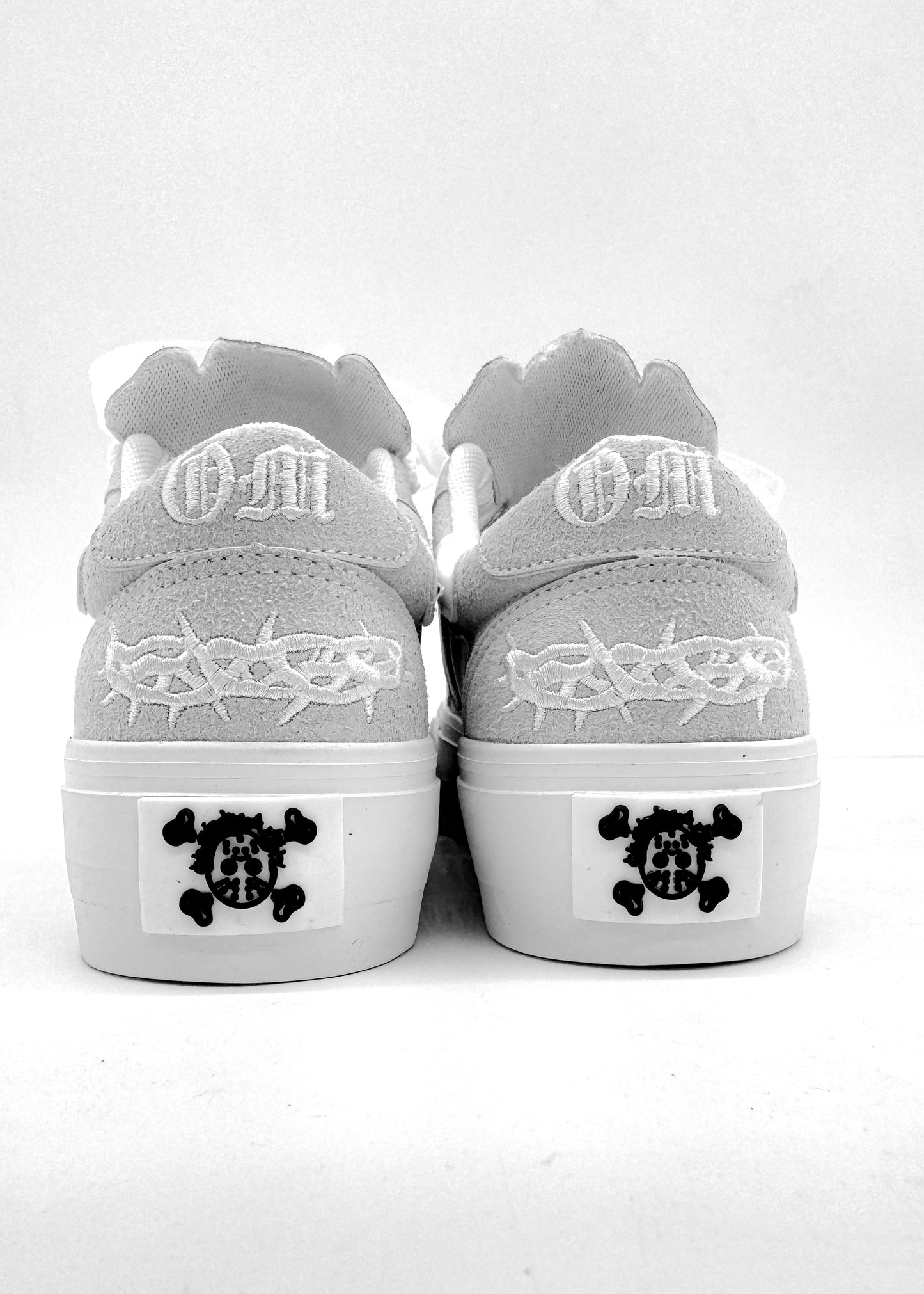 Chunky Knuckles Sk8 Grey